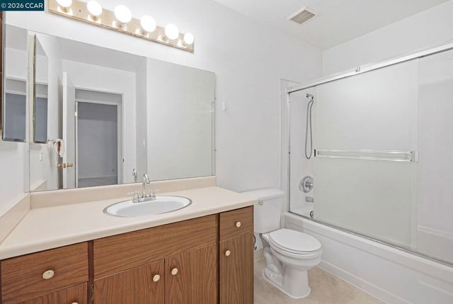 1473 Marchbanks Dr 4, Walnut Creek, CA 94598