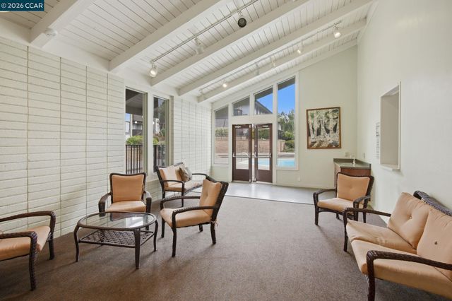 1473 Marchbanks Dr 4, Walnut Creek, CA 94598