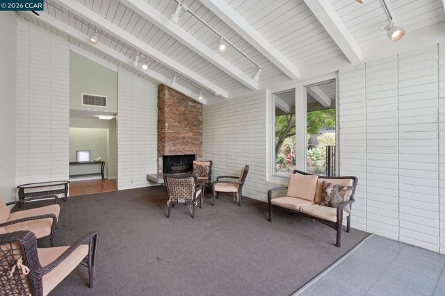 1473 Marchbanks Dr 4, Walnut Creek, CA 94598