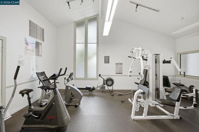 1473 Marchbanks Dr 4, Walnut Creek, CA 94598