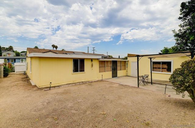4127 Hemlock, San Diego, CA 92113