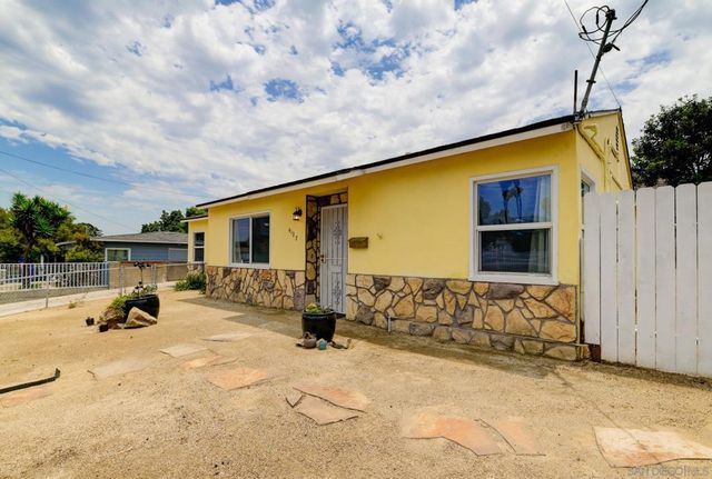 4127 Hemlock, San Diego, CA 92113