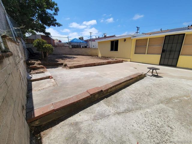 4127 Hemlock, San Diego, CA 92113