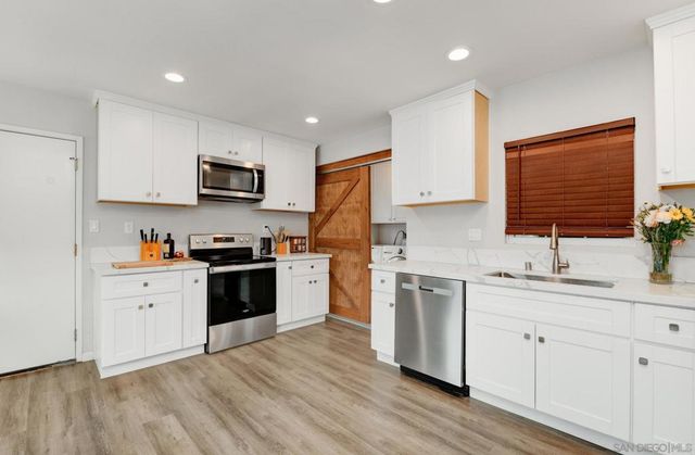 4127 Hemlock, San Diego, CA 92113