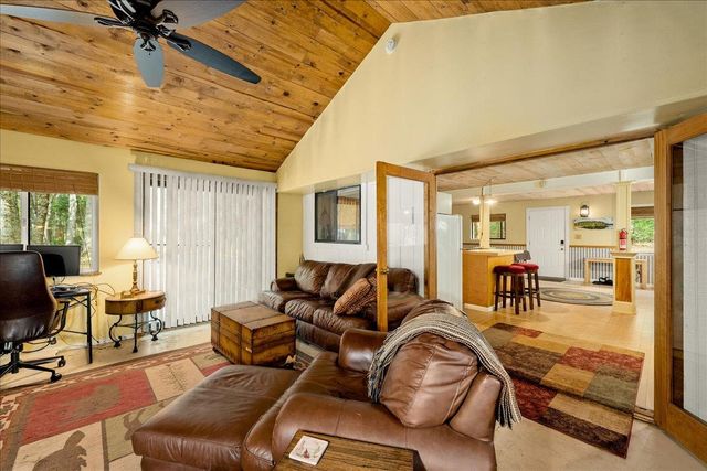 3000 Succor Ln, Foresthill, CA 95631