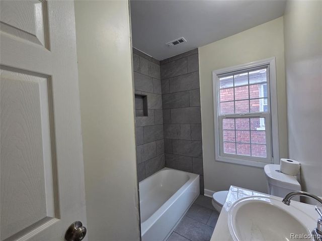 3315 Cortland Street, Detroit, MI 48206