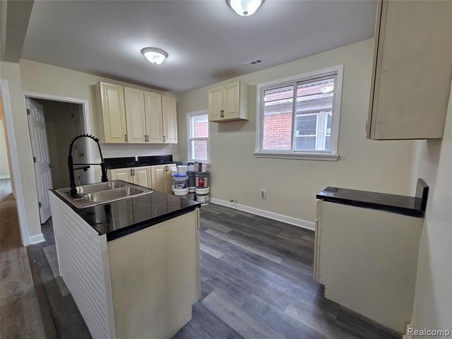 3315 Cortland Street, Detroit, MI 48206