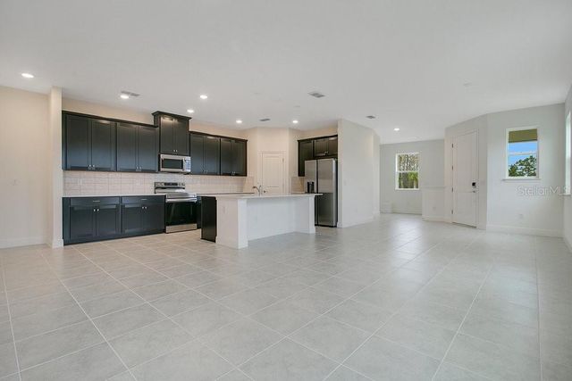 4807 CROSS PRAIRIE PARKWAY, St Cloud, FL 34772