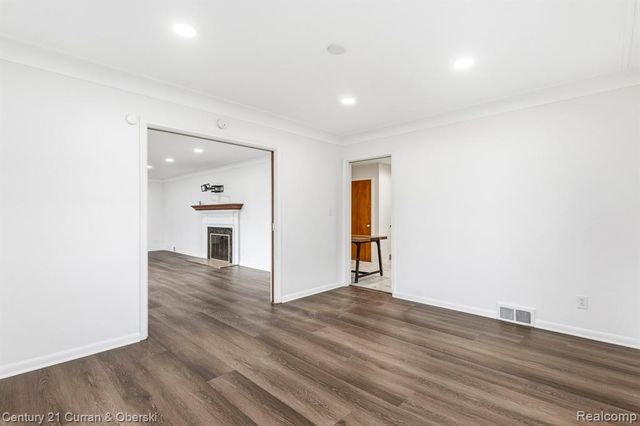 3136 Mildred Street, Wayne, MI 48184