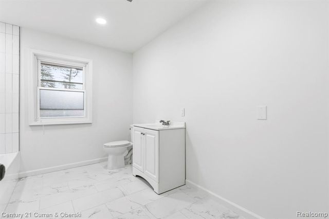 3136 Mildred Street, Wayne, MI 48184