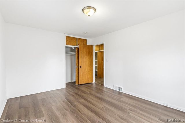 3136 Mildred Street, Wayne, MI 48184