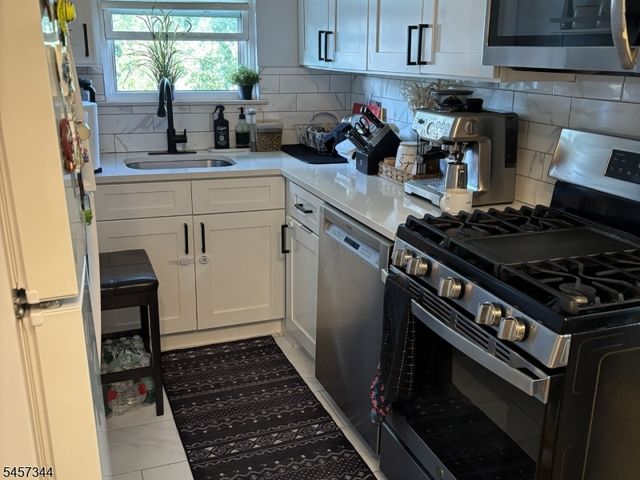 50 S Main St 1B, Lodi Boro, NJ 07644
