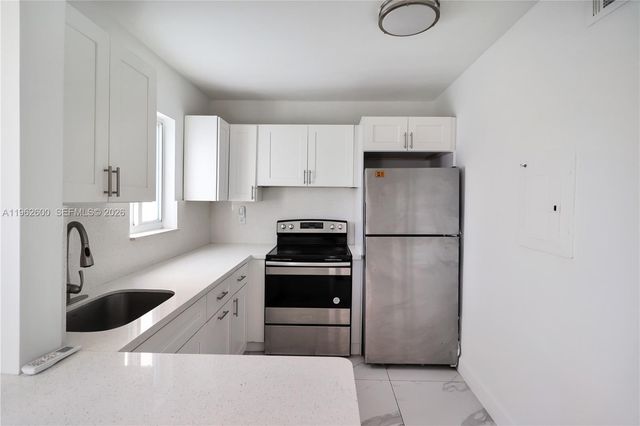 3601 SW 2nd St 3601, Miami, FL 33135