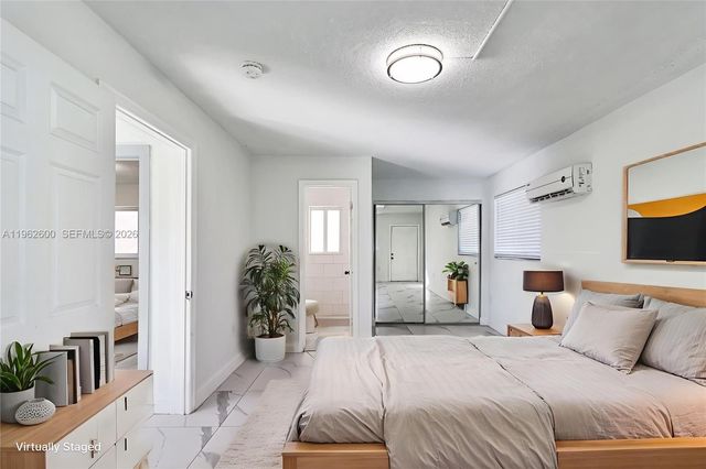 3601 SW 2nd St 3601, Miami, FL 33135