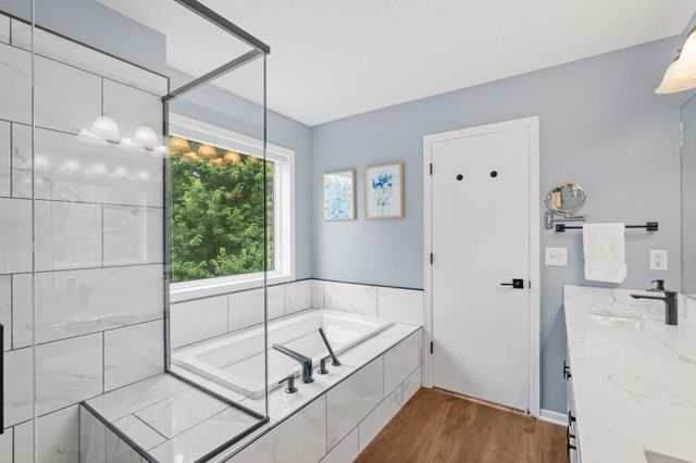 2213 Emerald Lane, Saint Paul, MN 55119