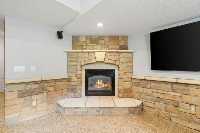 2213 Emerald Lane, Saint Paul, MN 55119