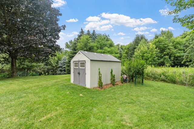 2213 Emerald Lane, Saint Paul, MN 55119