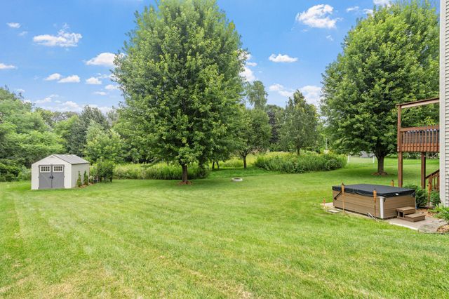2213 Emerald Lane, Saint Paul, MN 55119