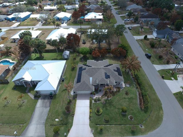 1084 Di Lido Ln, Port St. Lucie, FL 34953