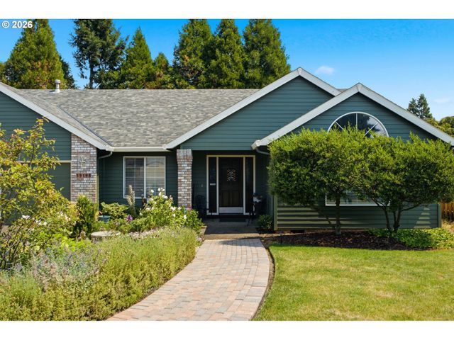19198 CAPTAINS Ct, Oregon City, OR 97045