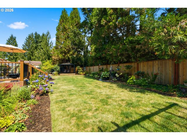 19198 CAPTAINS Ct, Oregon City, OR 97045