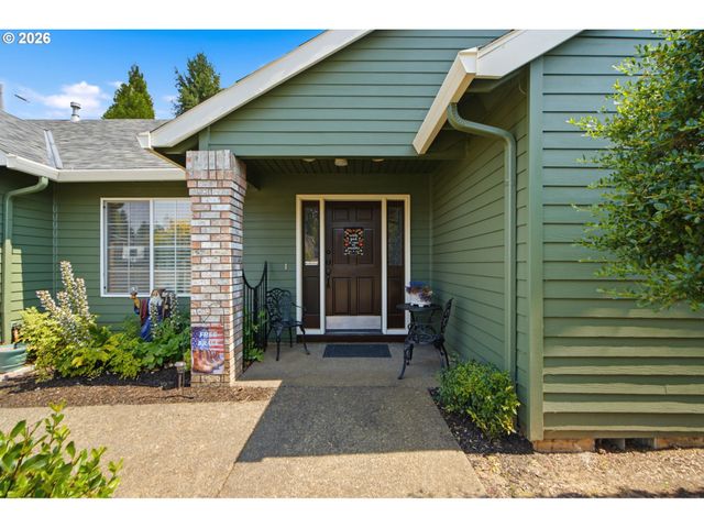19198 CAPTAINS Ct, Oregon City, OR 97045
