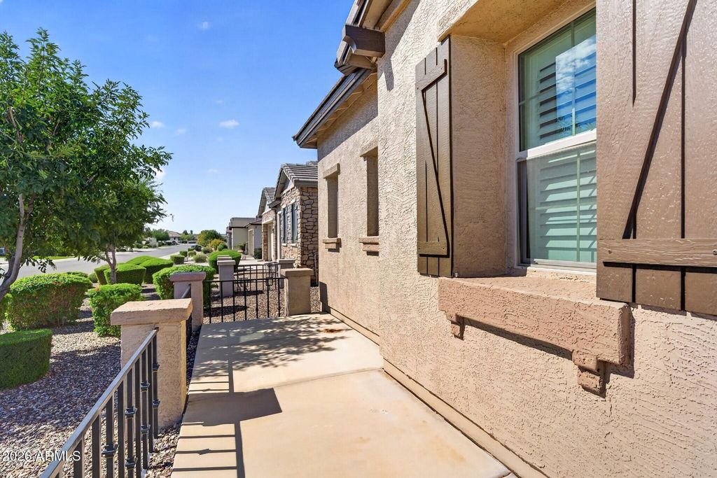 2914 E INCA Lane, San Tan Valley, AZ 85140 — photo 4