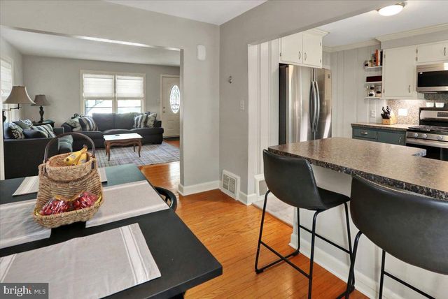 1168 ELM AVE, Lancaster Twp, PA 17603