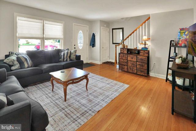 1168 ELM AVE, Lancaster Twp, PA 17603