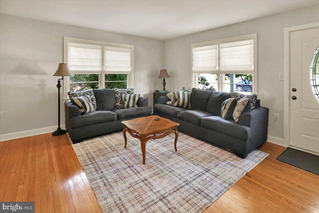 1168 ELM AVE, Lancaster Twp, PA 17603