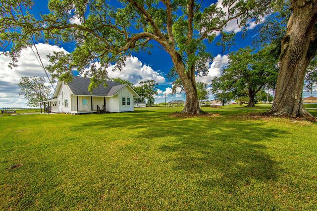 634 Brule Guillot Road, Thibodaux, LA 70301