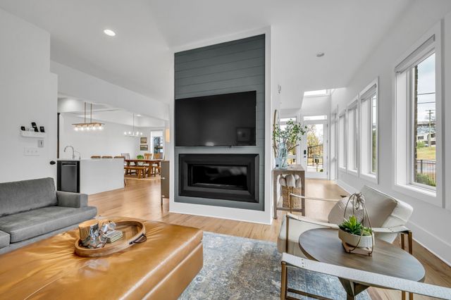 1408 Sigler St, Nashville, TN 37203