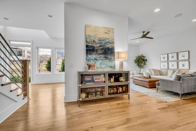 1408 Sigler St, Nashville, TN 37203