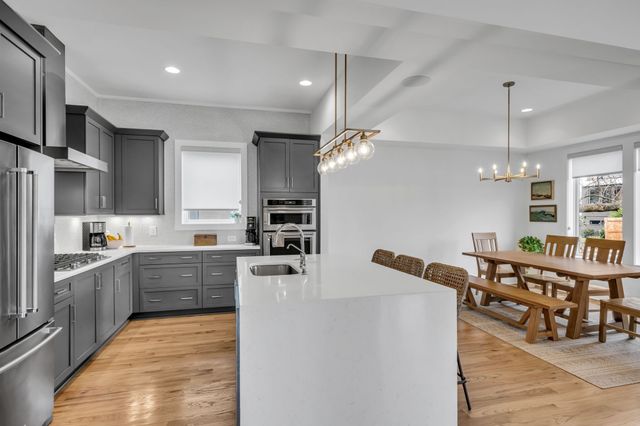 1408 Sigler St, Nashville, TN 37203