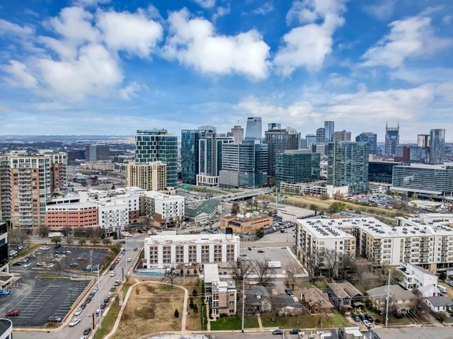 1408 Sigler St, Nashville, TN 37203