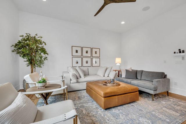 1408 Sigler St, Nashville, TN 37203