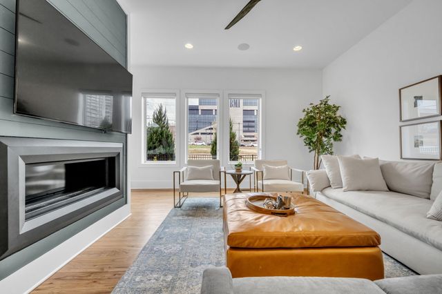 1408 Sigler St, Nashville, TN 37203