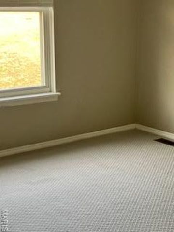 7546 Hazelcrest Drive, Hazelwood, MO 63042