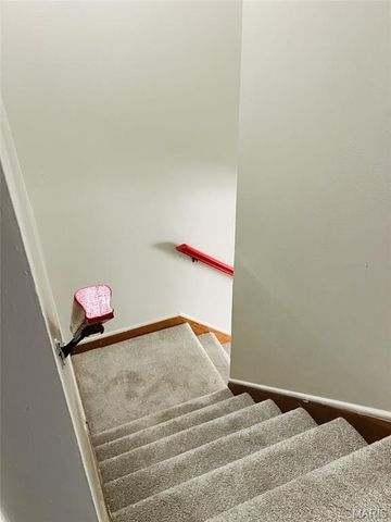 7546 Hazelcrest Drive, Hazelwood, MO 63042