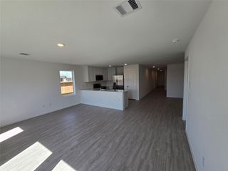611 Amberwood Crek Drive, Crosby, TX 77532