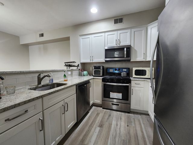 365 Tilden Commons 365, Braintree, MA 02184