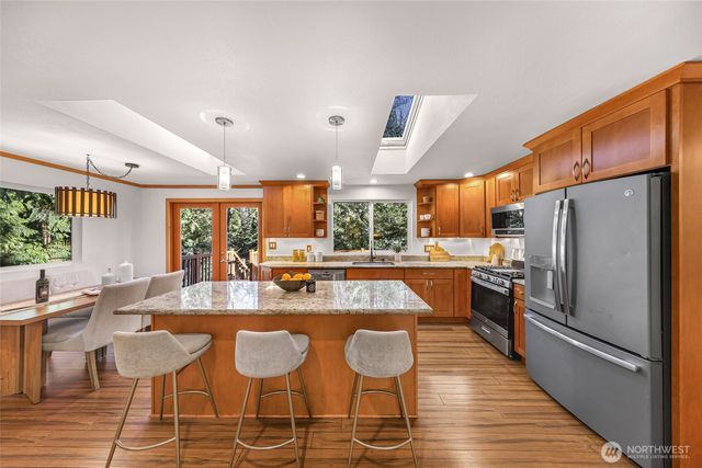 14724 107th Avenue NE, Bothell, WA 98011