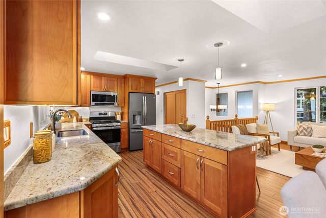 14724 107th Avenue NE, Bothell, WA 98011