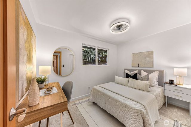 14724 107th Avenue NE, Bothell, WA 98011