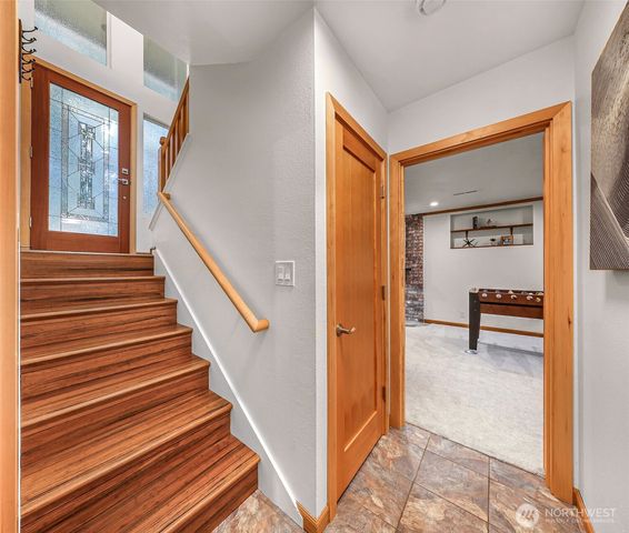 14724 107th Avenue NE, Bothell, WA 98011