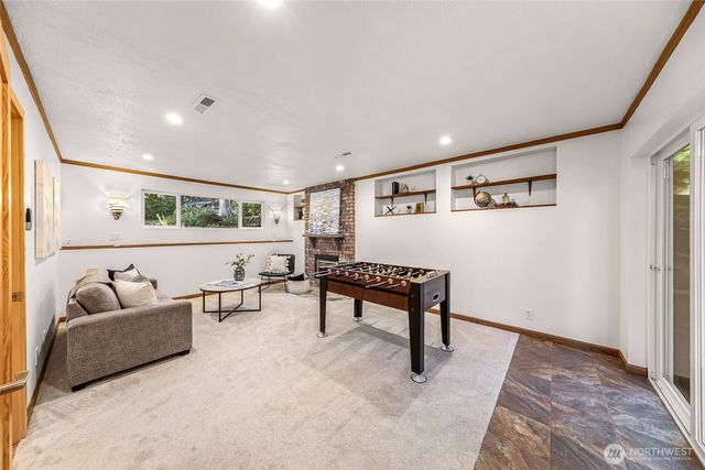 14724 107th Avenue NE, Bothell, WA 98011