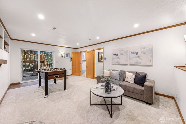 14724 107th Avenue NE, Bothell, WA 98011