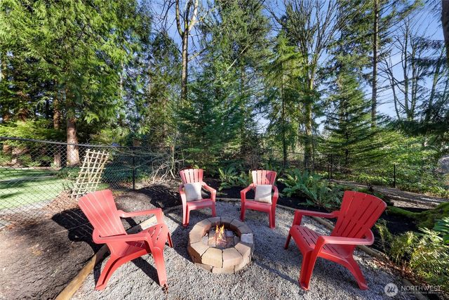 14724 107th Avenue NE, Bothell, WA 98011