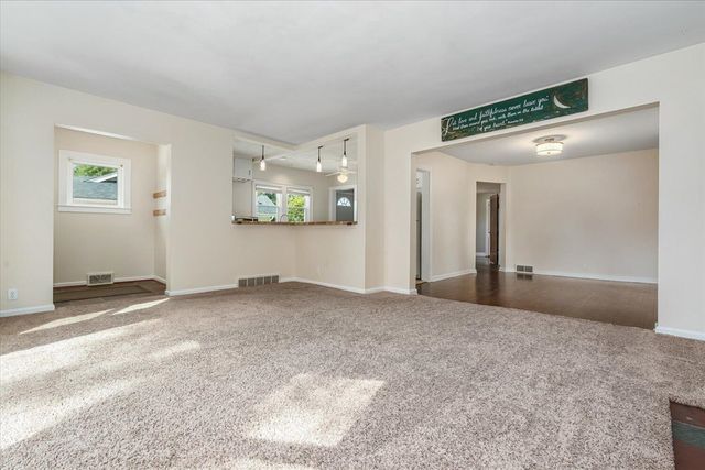 229 Parchmount Avenue, Kalamazoo, MI 49004