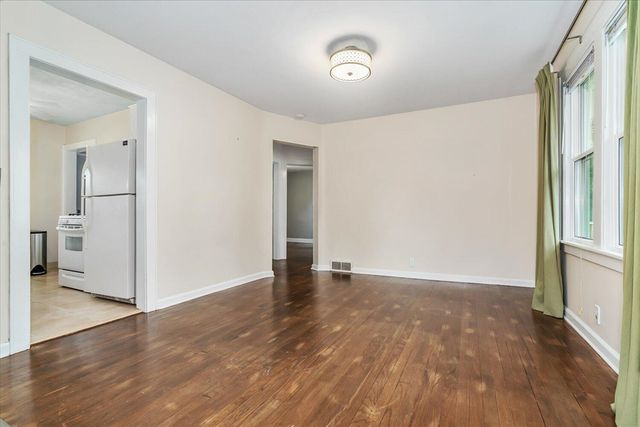 229 Parchmount Avenue, Kalamazoo, MI 49004